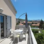 Tilia Apartments