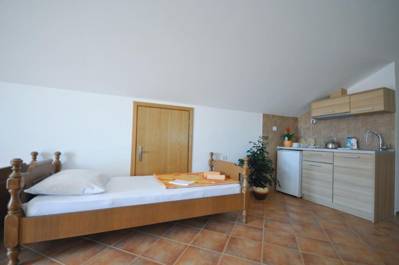 Apartment Tilia Budva