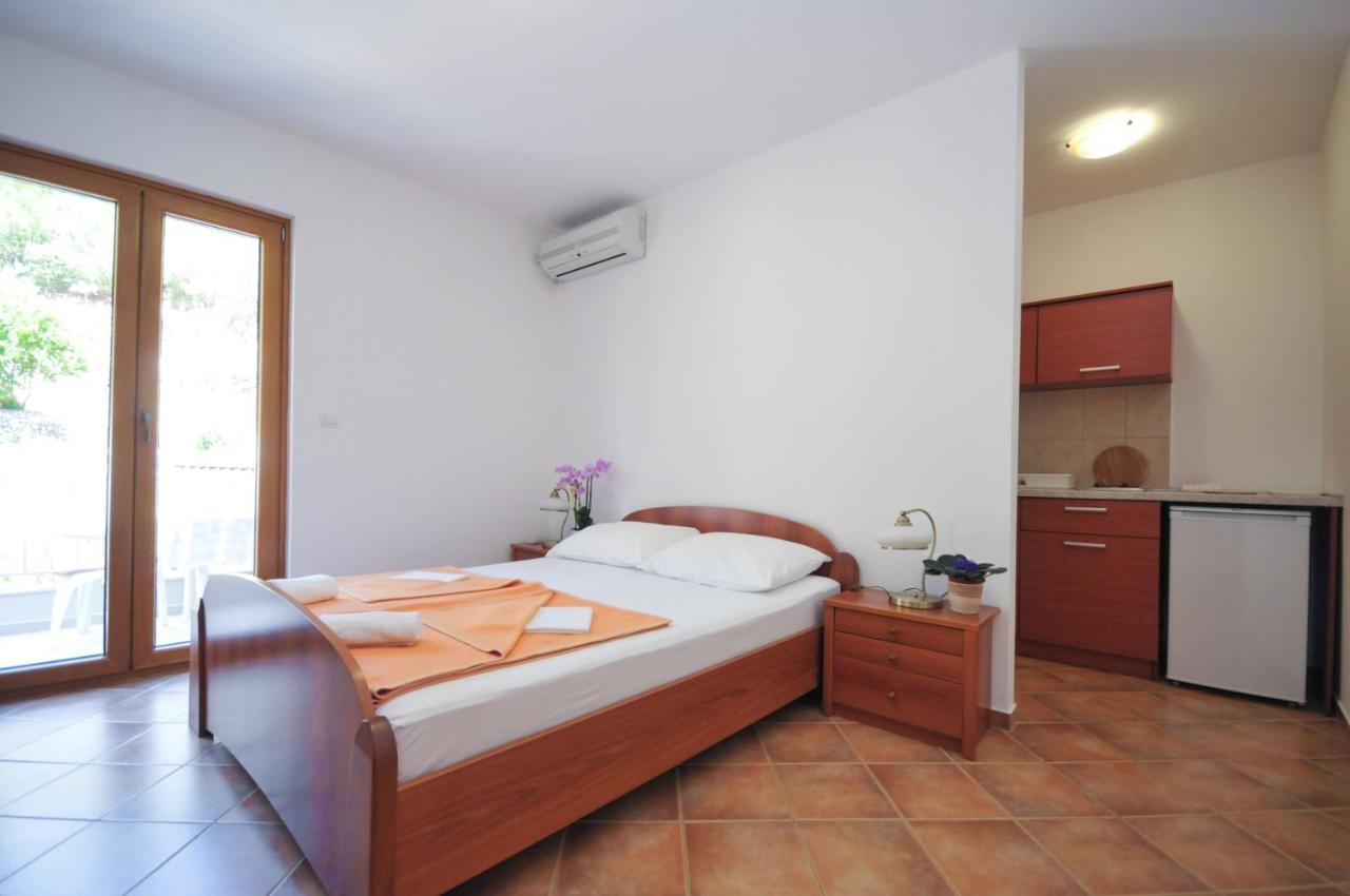 Apartment Tilia Budva